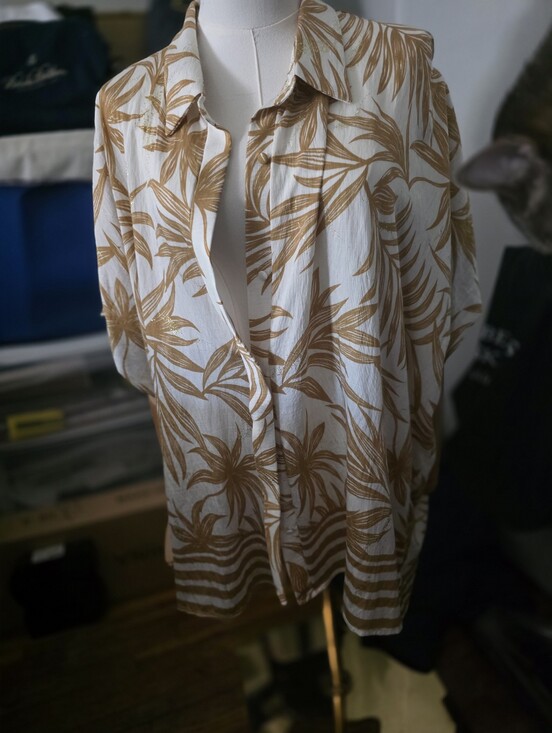 Umgee Tops - Umgee White and Tan Printed Button-Up Top 2xl Oversized
